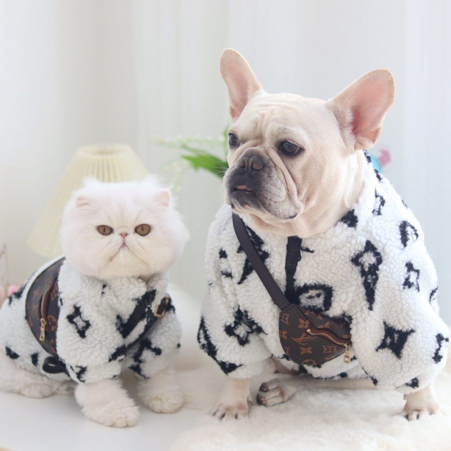 Chewy V White Fleece Jacket - Image 2