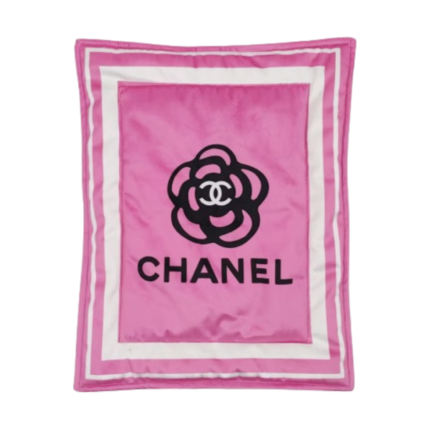 Chewnel Cozy Winter Blanket - Image 2
