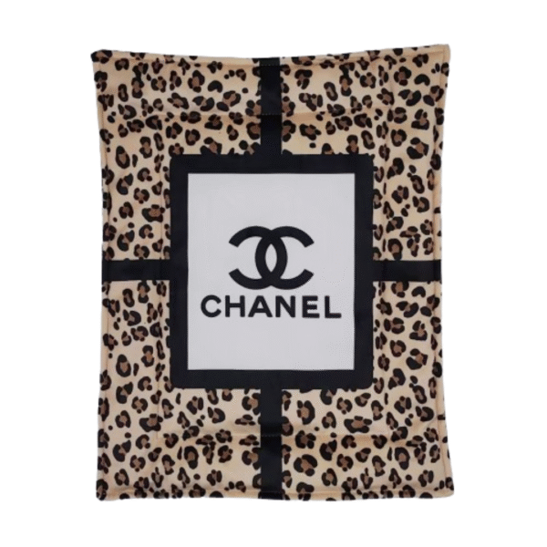 Chewnel Cozy Winter Blanket - Image 4
