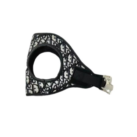 Side view of Dogior oblique harness showing adjustable straps and buckle closure