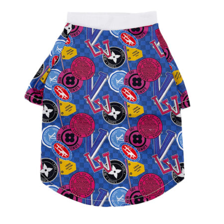 Grey all-over V monogram dog tee back view with brand stamps pattern