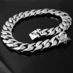Silver Cuban link chain dog collar with heavy 30mm links and metal clasp