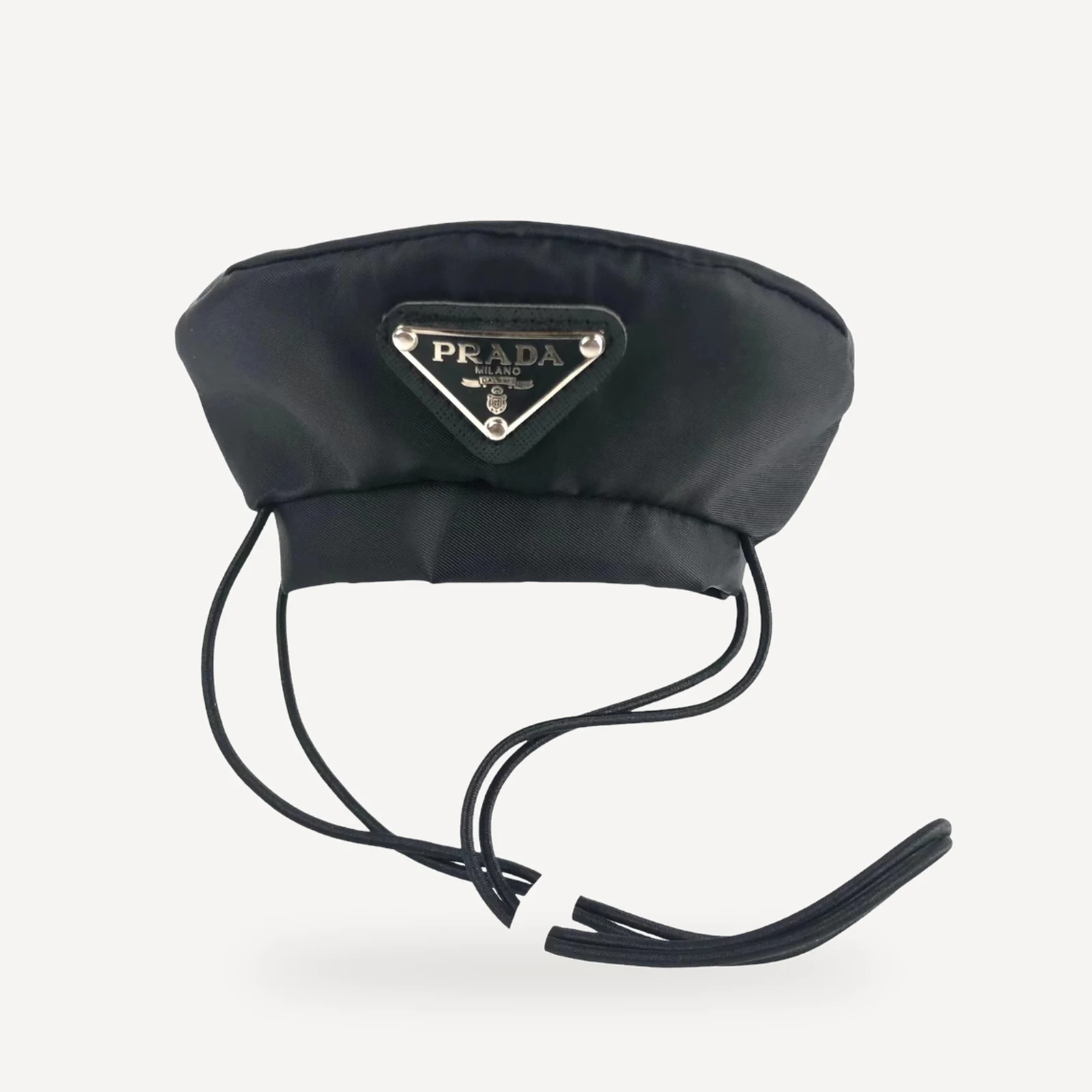 Pawda Triangle Black Beret